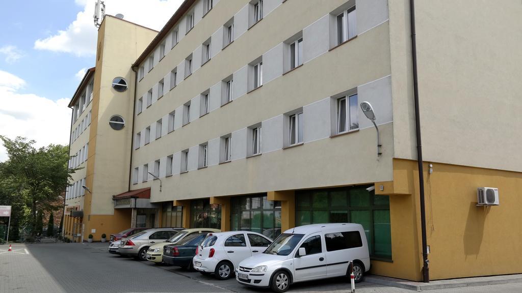 Osrodek Scsk Optima Aparthotel Krakow Exterior photo